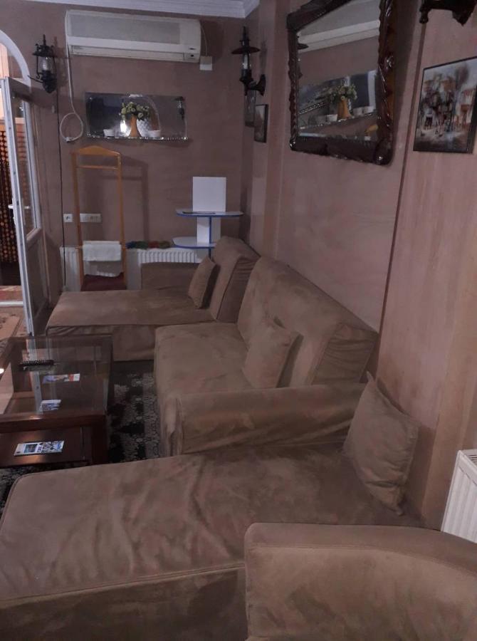 3 Room Flat In Tiflis Exterior foto