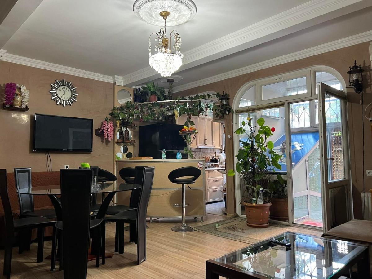 3 Room Flat In Tiflis Exterior foto