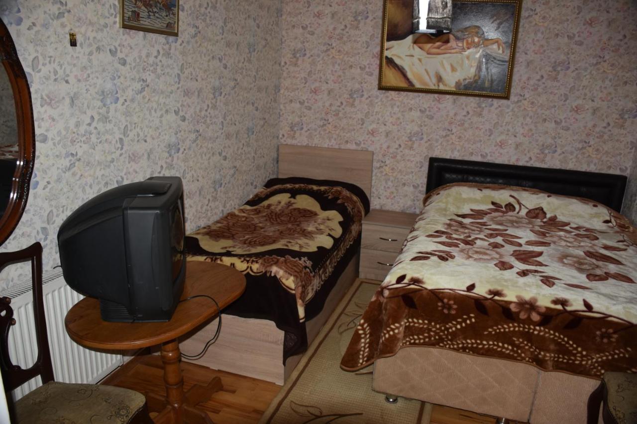 3 Room Flat In Tiflis Exterior foto